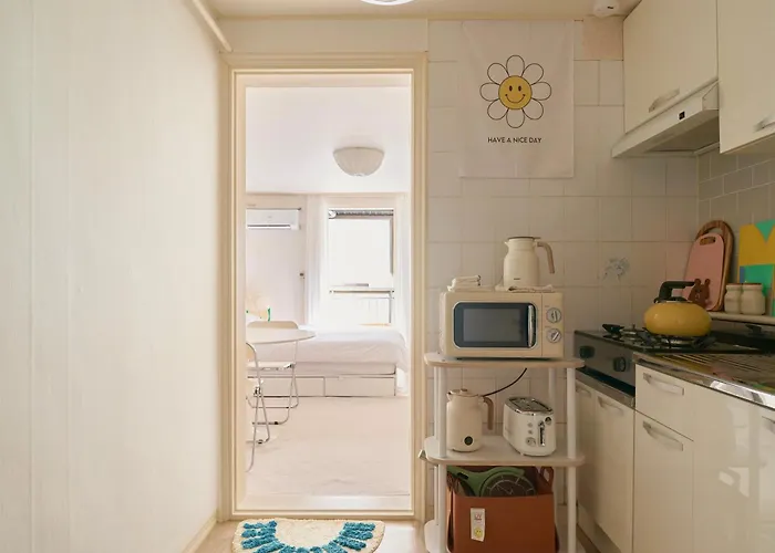 招待所 House 3*